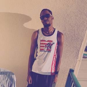 Meet your Posher, Devonte